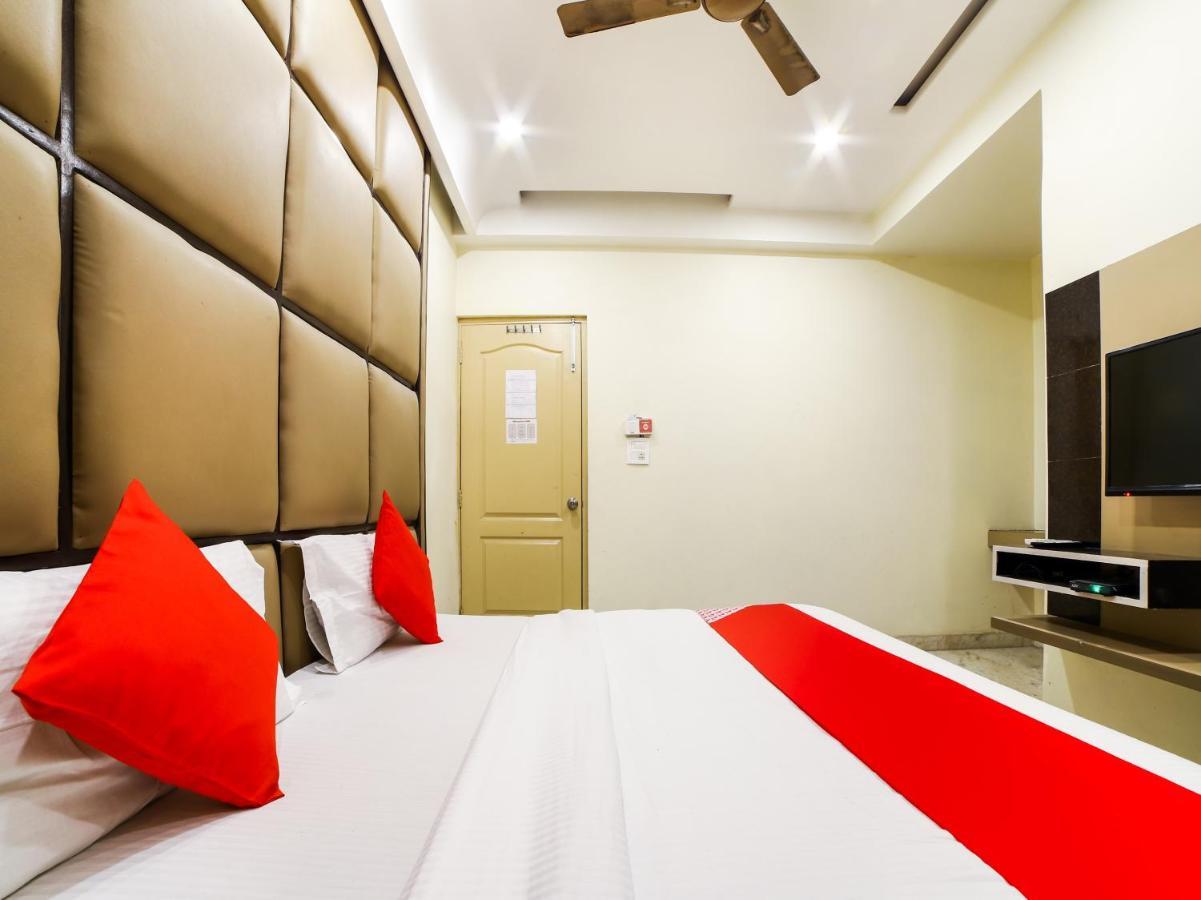 Oyo 78699 Hotel Klick International New Delhi Extérieur photo