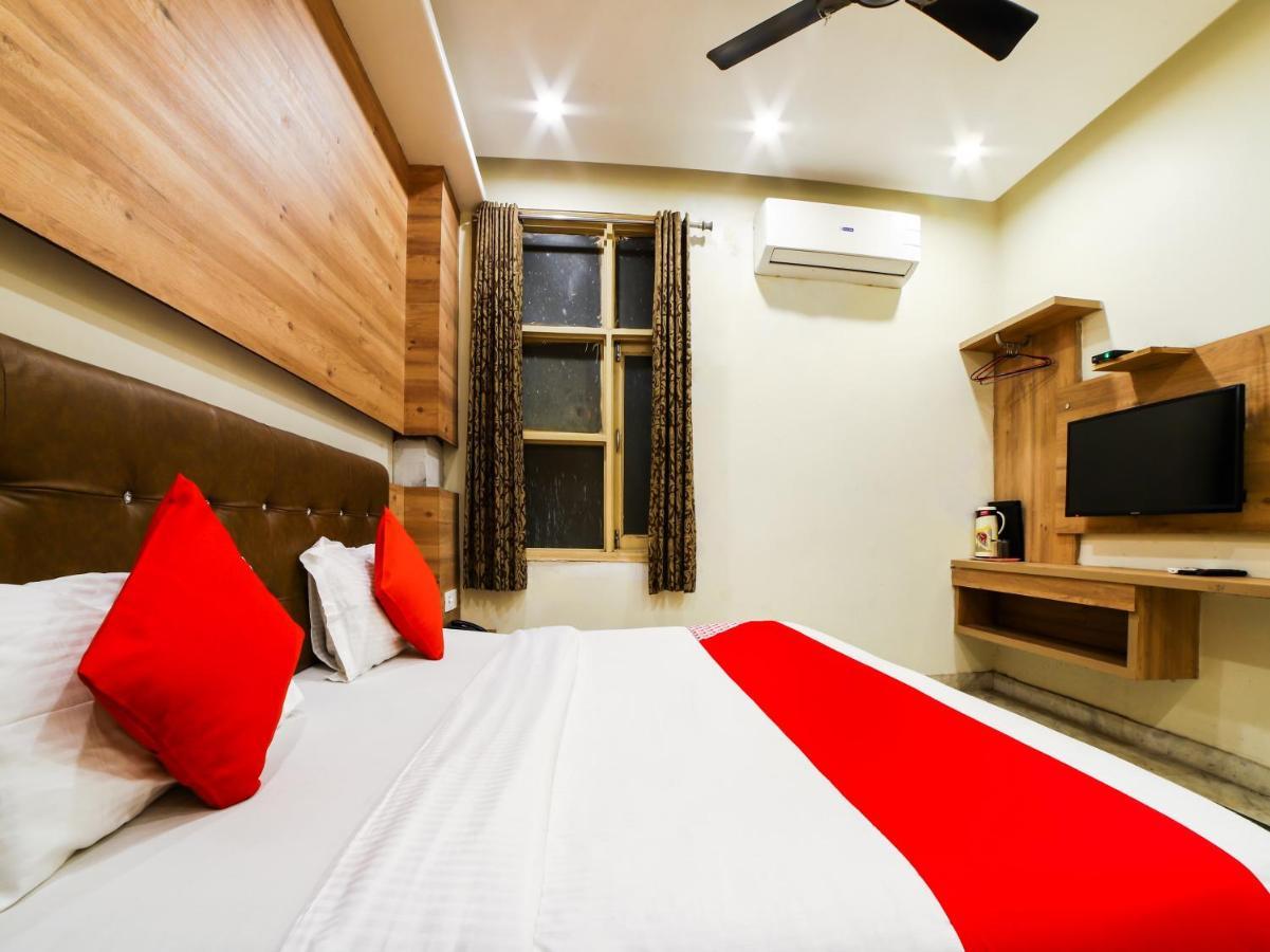 Oyo 78699 Hotel Klick International New Delhi Extérieur photo