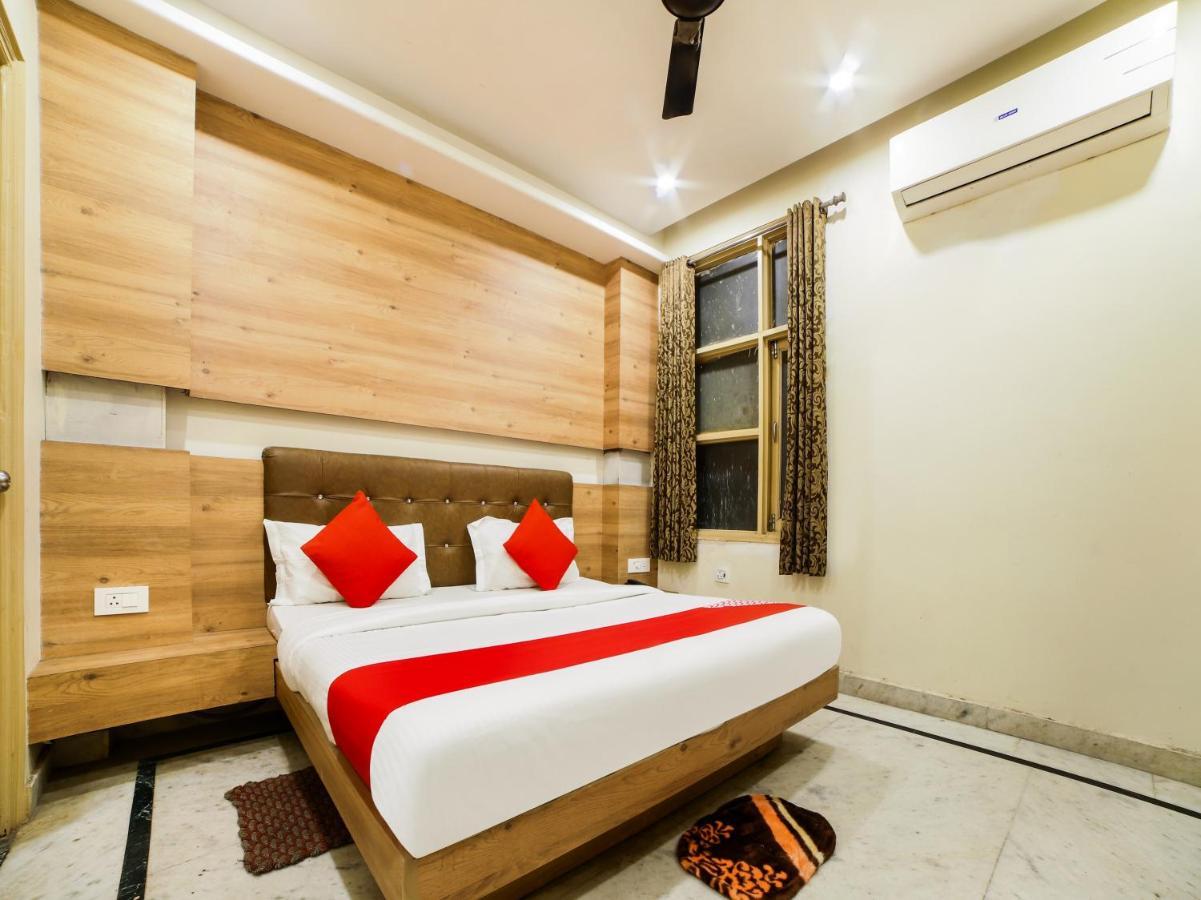 Oyo 78699 Hotel Klick International New Delhi Extérieur photo